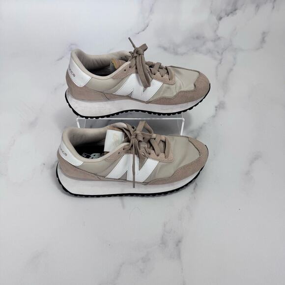 New Balance Shoes - New Balance 237 Womens Size 8 Retro Sneakers Suede Logo Casual Athleisure Chic